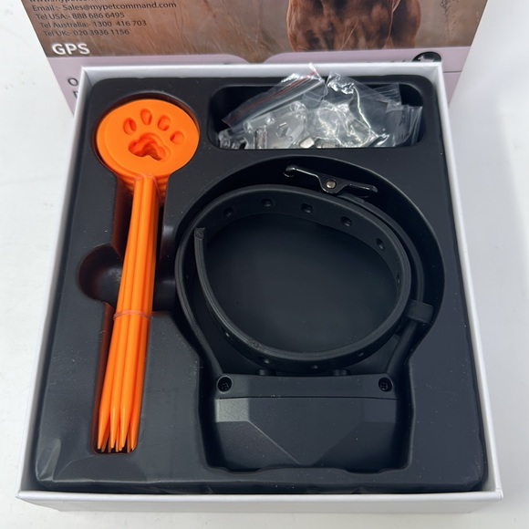 GPS Outdoor Wireless Dog Fence System - Picture 3 of 4